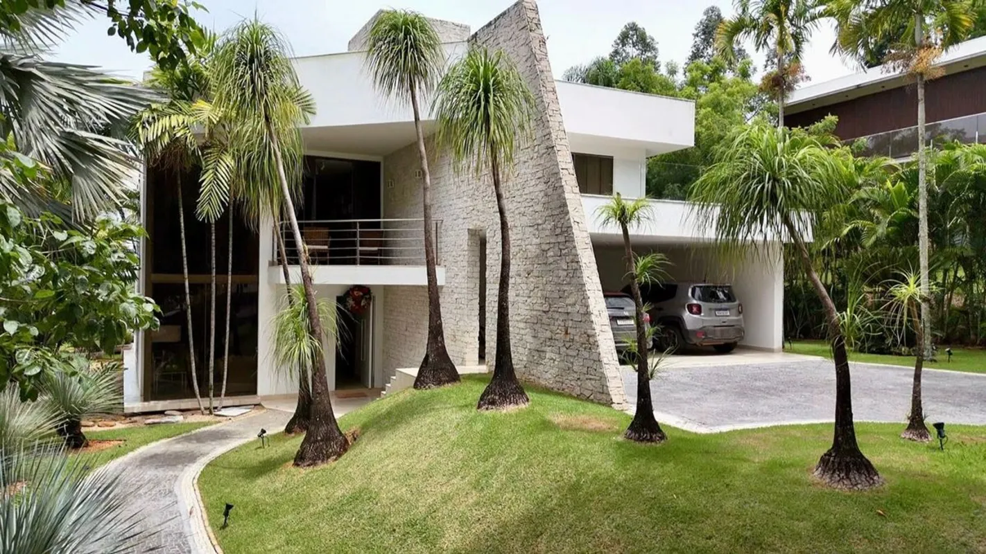 Sobrado de Alto Luxo no Aldeia do Vale â?? Frente ao LagoUma residÃªncia exclusi...