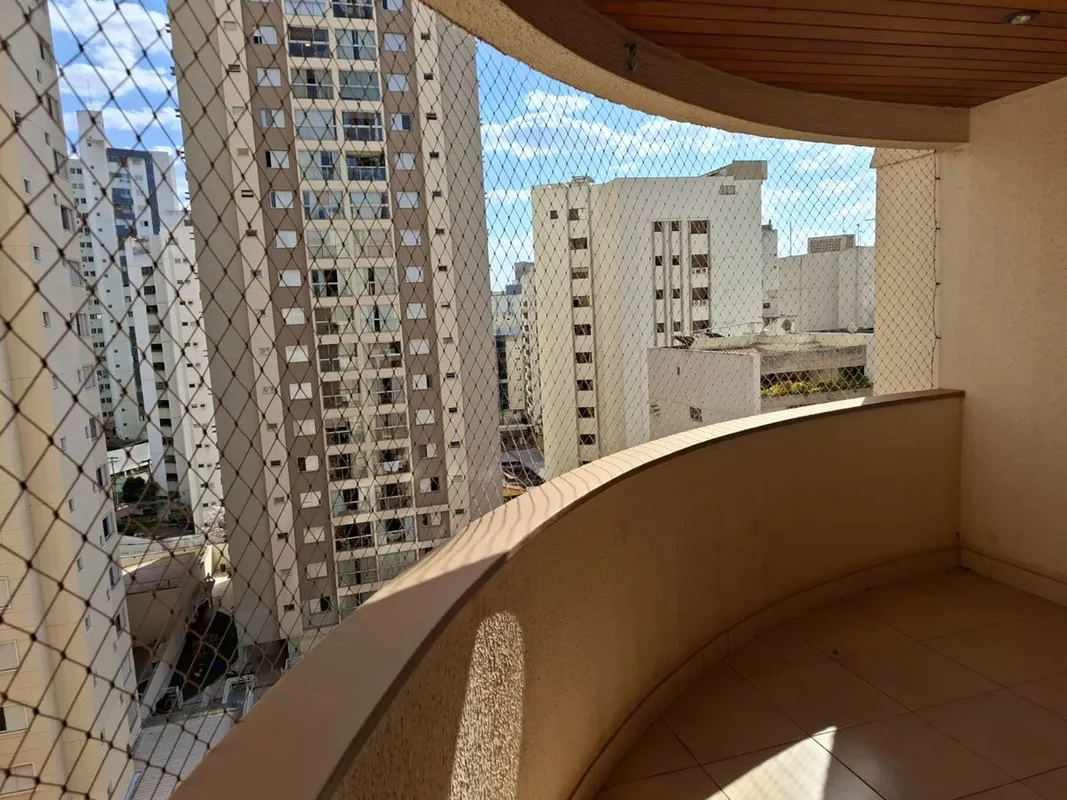 Apartamento no Residencial Costa Brava-121,66 m² área do apartamento-9° Andar co...