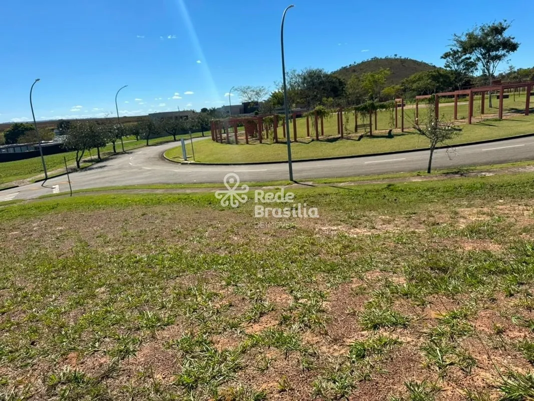 Construa a casa dos seus sonhos ou faça um investimento sem igual no Residencial...