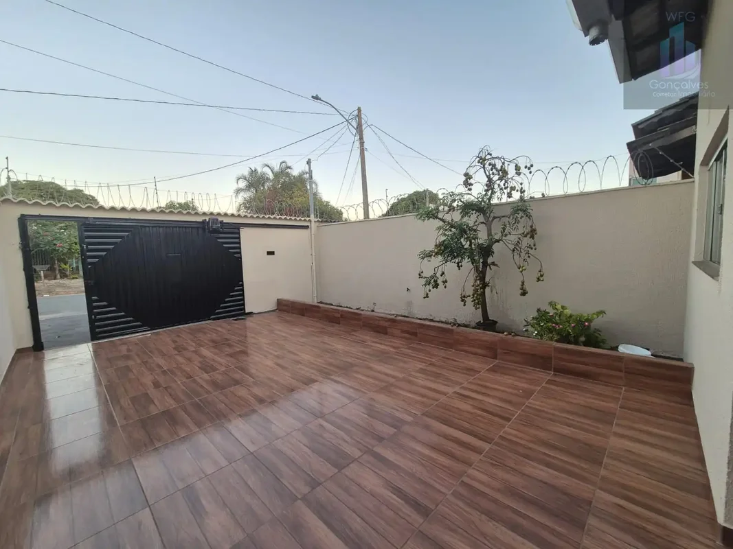 CASA 3 QUARTOS SUITE 9 MINUTOS DO BURITI SHOPPING !CASA À VENDA – SETOR ITAPUÃ |...