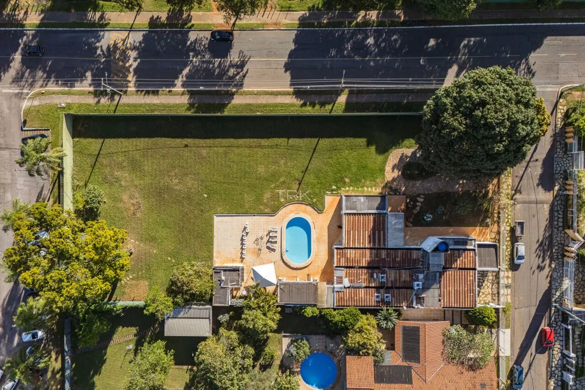 Casa à venda na SHIS QI 11, Lago Sul - Brasília.4 experiências incríveis para vo...