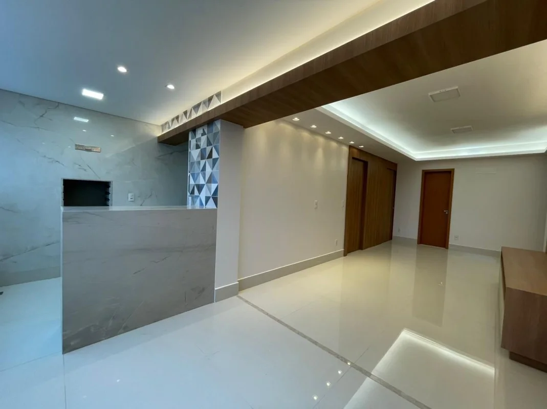 Descubra um apartamento de alto padrão na vibrante Avenida T 03, no Setor Bueno,...