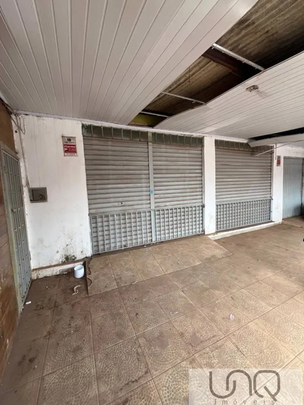UNQ VENDEPrédio Comercial como Excelente Investimento em São Sebastião/DF, Bairr...