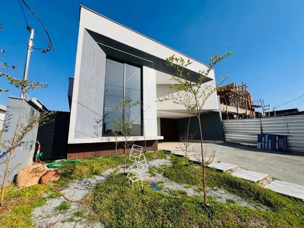 Condomínio Residencial Jardins Porto, excelente casa térrea com alto padrão de a...