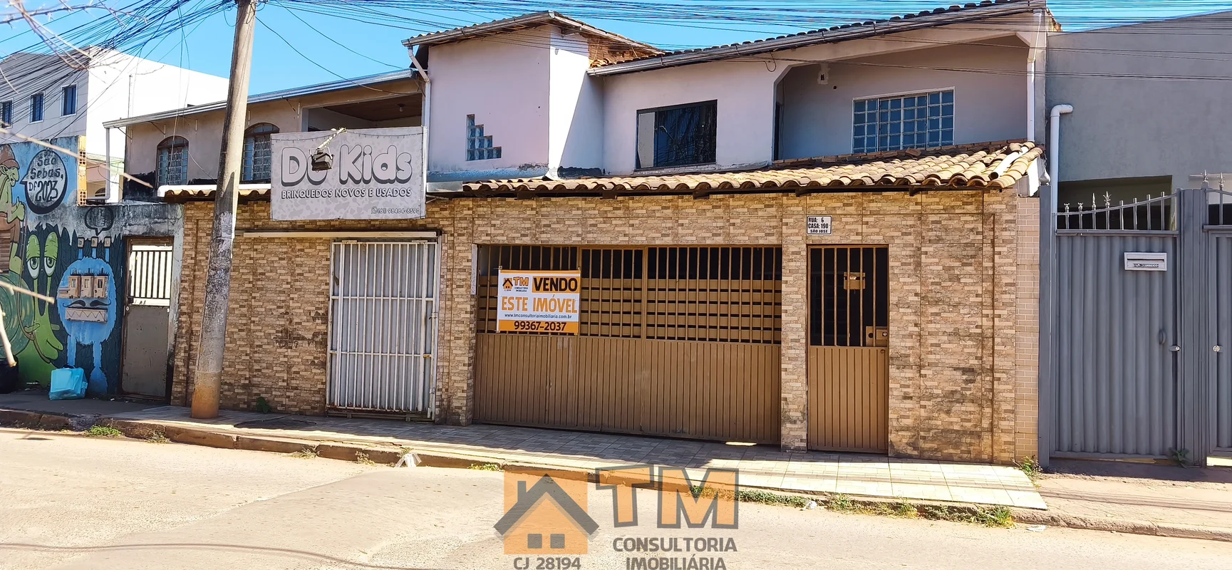 TM CONSULTORIA IMOBILIÁRIAVENDE;EXCELENTE SOBRADO COM 3 SUITES, ÁREA MISTA, COME...
