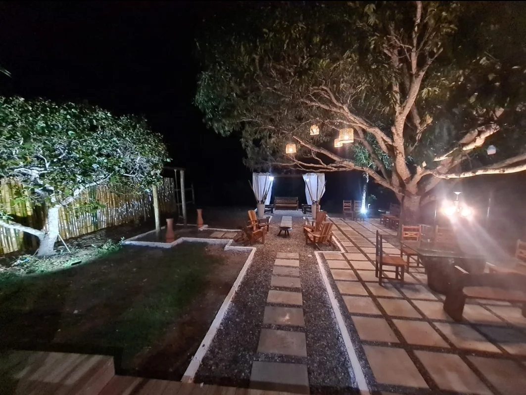 Vendo linda chácara Quinta do Girassol, localizada em Águas Lindas de Goiás, ide...