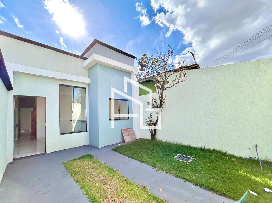 Ótima casa à venda no Residencial Eli Forte! Próximo a Big Lar do anel viáriao e...