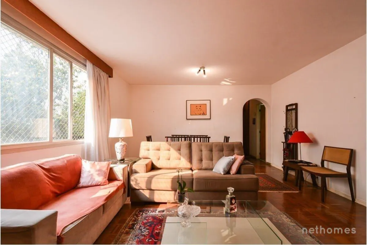 Apartamento à venda na Oscar Freire ? Oportunidade Imperdível! Localizado em uma...