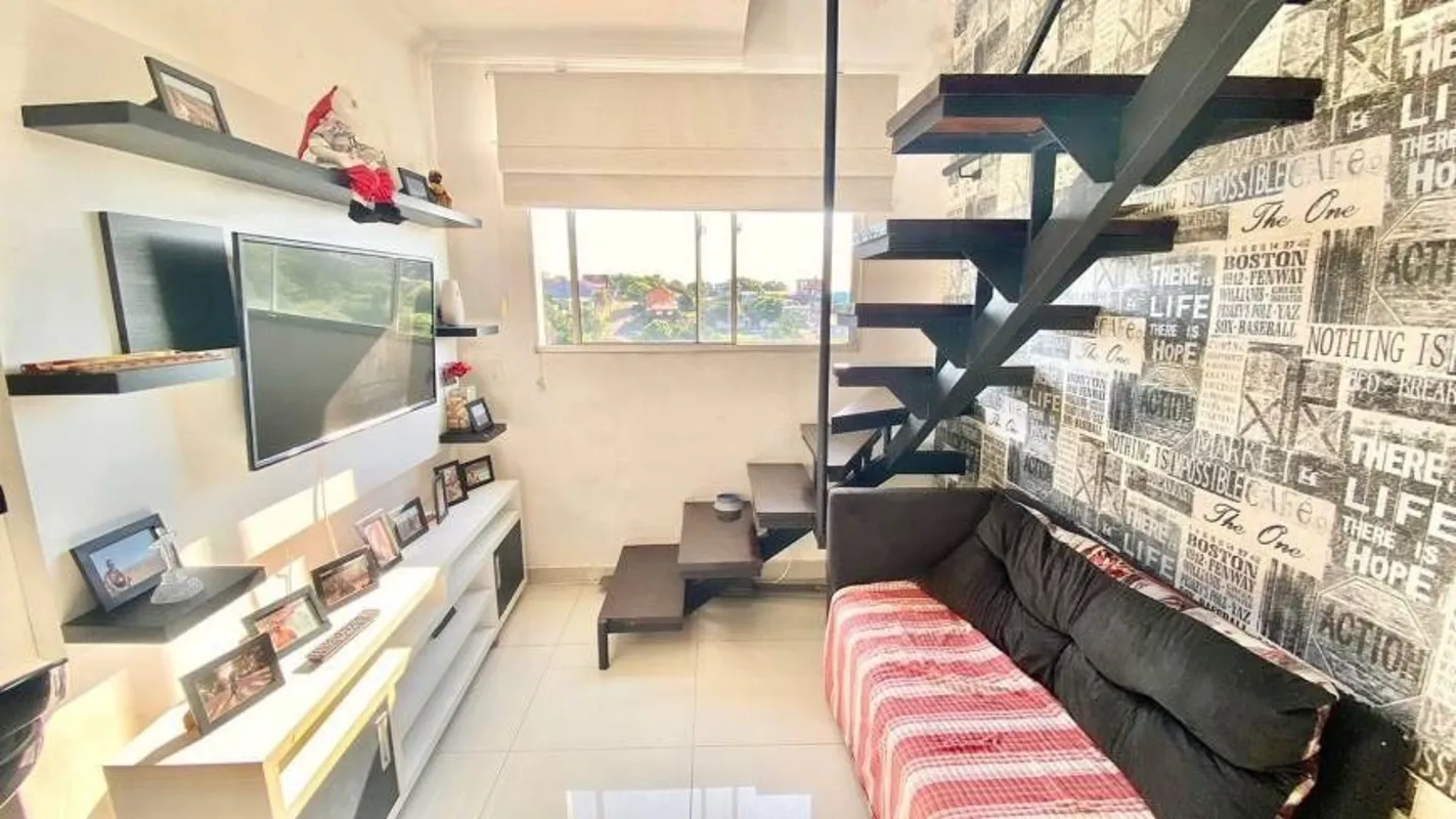 Cobertura duplex para venda, possui 120m², 2 dormitórios, sendo 1 suíte, 2 vagas...