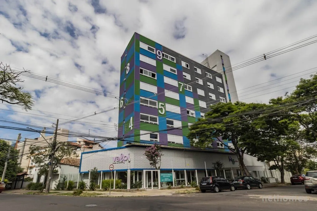Studio premium 100% mobiliado com vaga. Localização com máxima demanda em Porto ...