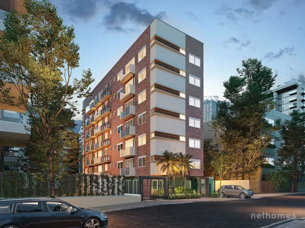 Localizado em área prestigiada de Porto Alegre, o Lexington 111 está edificado e...