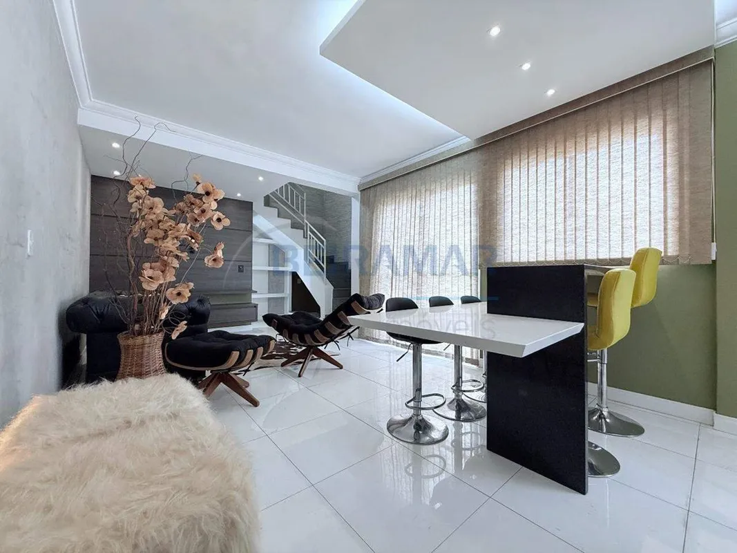 Apartamento Duplex de 1 Suíte, Closet e 2 Vagas Soltas - Residencial Verdes Bras...