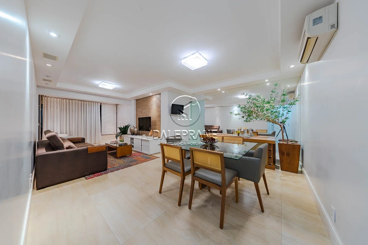 DALE VENDE:RARIDADE NA SQN 305 | 103 m² | 3 QUARTOS | ANDAR ALTO | REFORMADO | N...