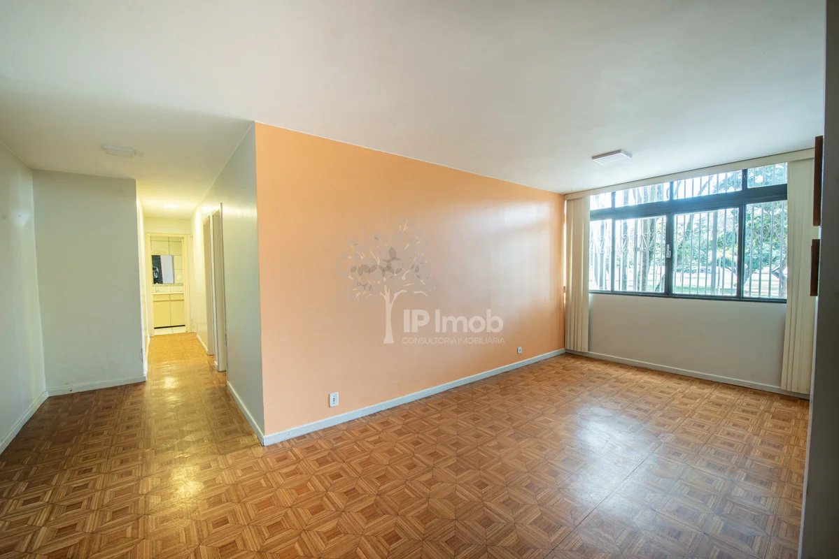 Procurando aquele apartamento perfeito para reforma? Pronto, sua pesquisa acabou...