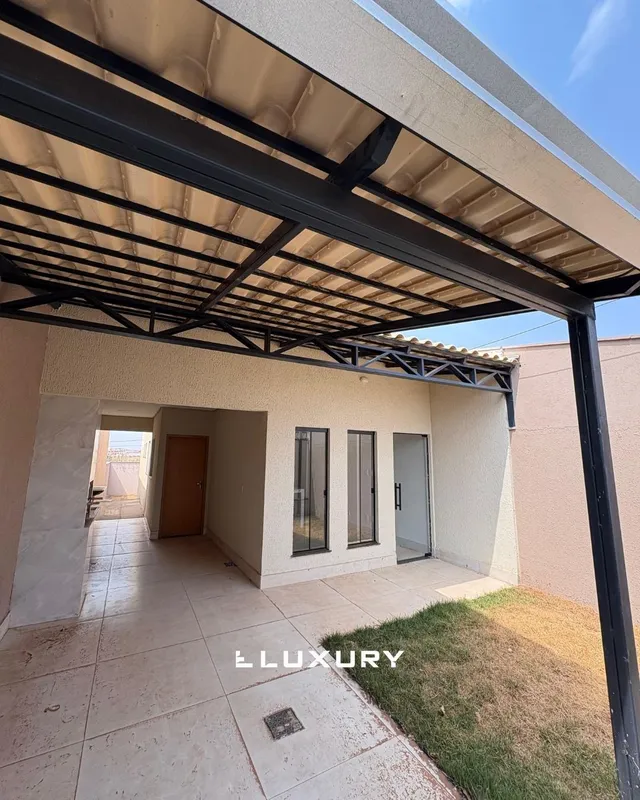  Senador Canedo/GO Casa com 75,87 m² de área construída + garagem, totalizando 1...