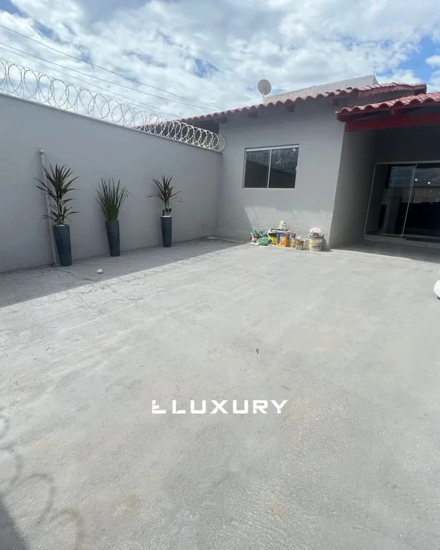  Casa à venda - Senador Canedo Recém-reformada, moderna e pronta para morar! Lot...