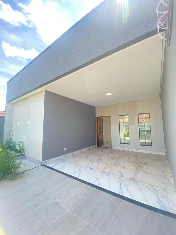  Casa Residencial Santa Edwiges Rua D. Fernando Gomes dos SantosUma casa com pro...