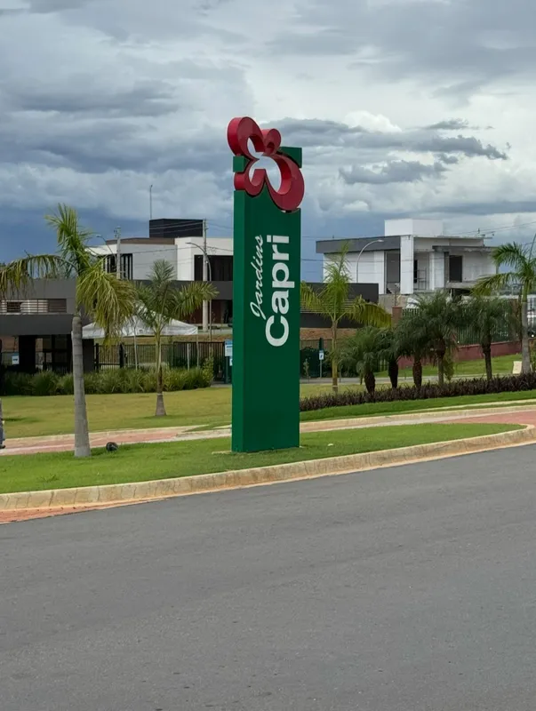 Excelente oportunidade de ágio no condomínio Jardins Capri, em Senador Canedo!Lo...