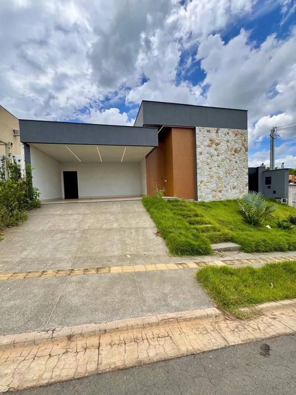 ? Casa térrea moderna no Condomínio Jardins Bolonha - Senador Canedo ?? 3 suítes...