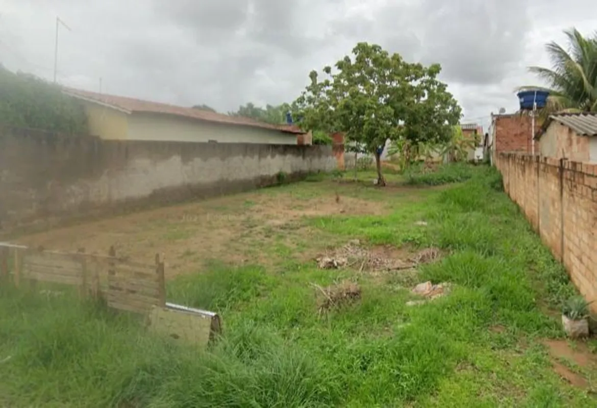  Terreno disponível no Residencial Paraíso, em Senador Canedo!São 300m² de área ...