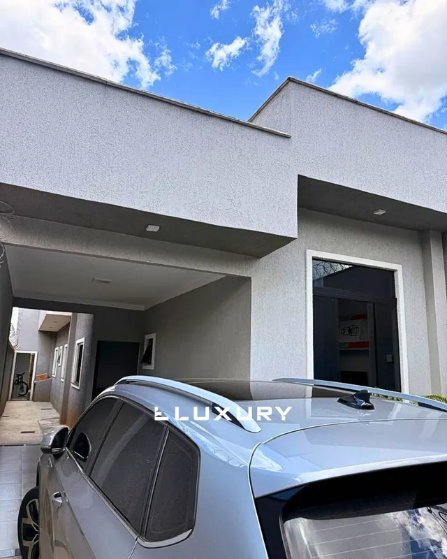 ? Casa à venda no Jardim Canedo IIModerna, funcional e pronta para morar! 115m² ...