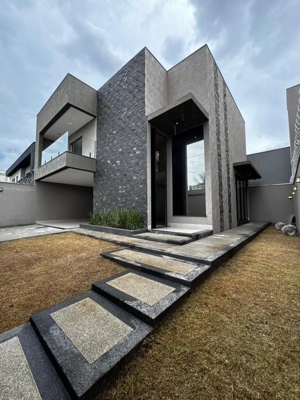 Sobrado à Venda - Setor Moinho dos Ventos | Goiânia R$ 950.000,00Excelente local...
