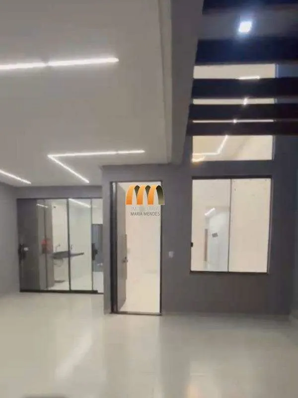 Linda casa moderna com ótimo acabamento, pronta para morar!Localização privilegi...