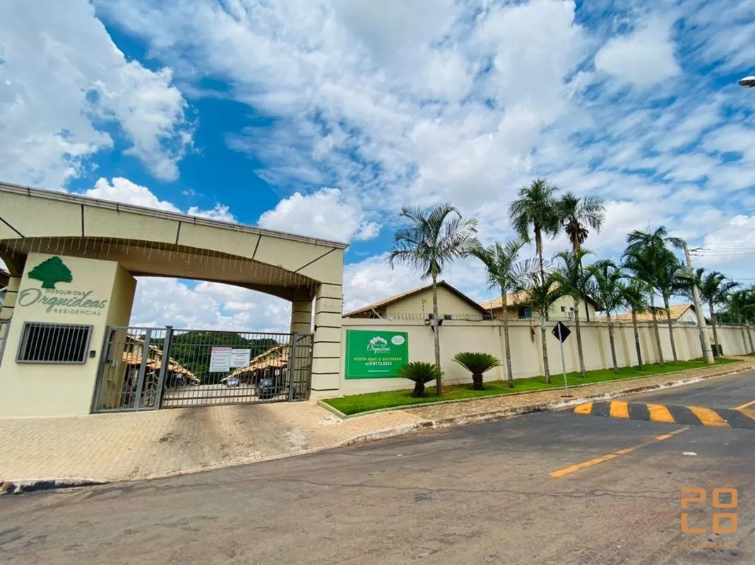 obrado para alugar no Condomínio Residencial Bosque das Orquídeas, localizado no...
