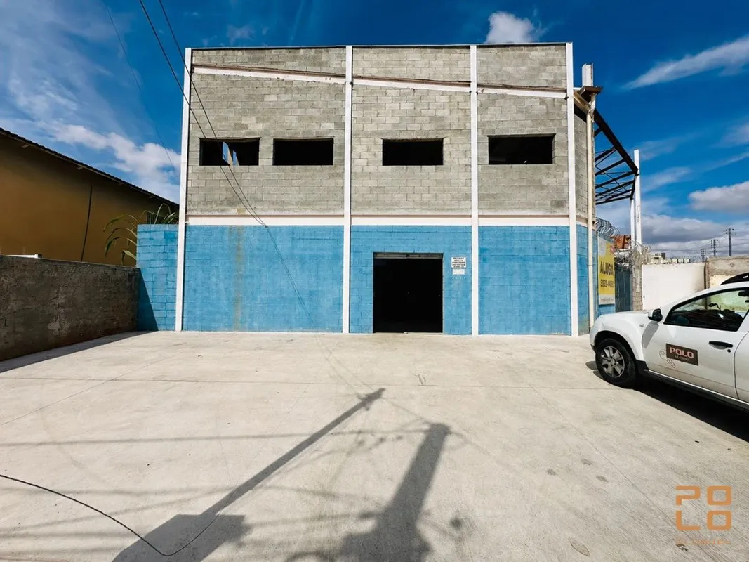 Sobreloja para alugar no Setor Coimbra, em Goiânia, com 560 m², sem divisões e c...