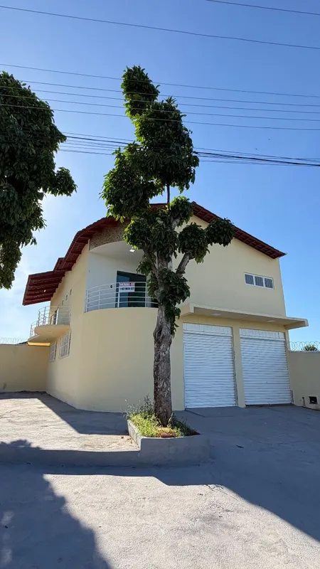 Descubra o conforto e a amplitude de um sobrado pensado para a vida em famÃ­lia ...