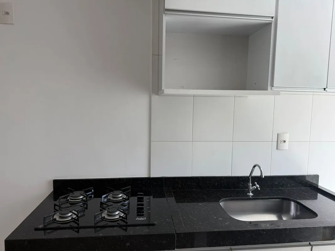 Apartamento com 1 quarto, pouco habitado, a 300 metros do Shopping Flamboyant, c...