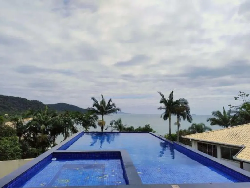 Mansão praia de taquaras em Balneário Camboriú tenho interesse em locação anual ...
