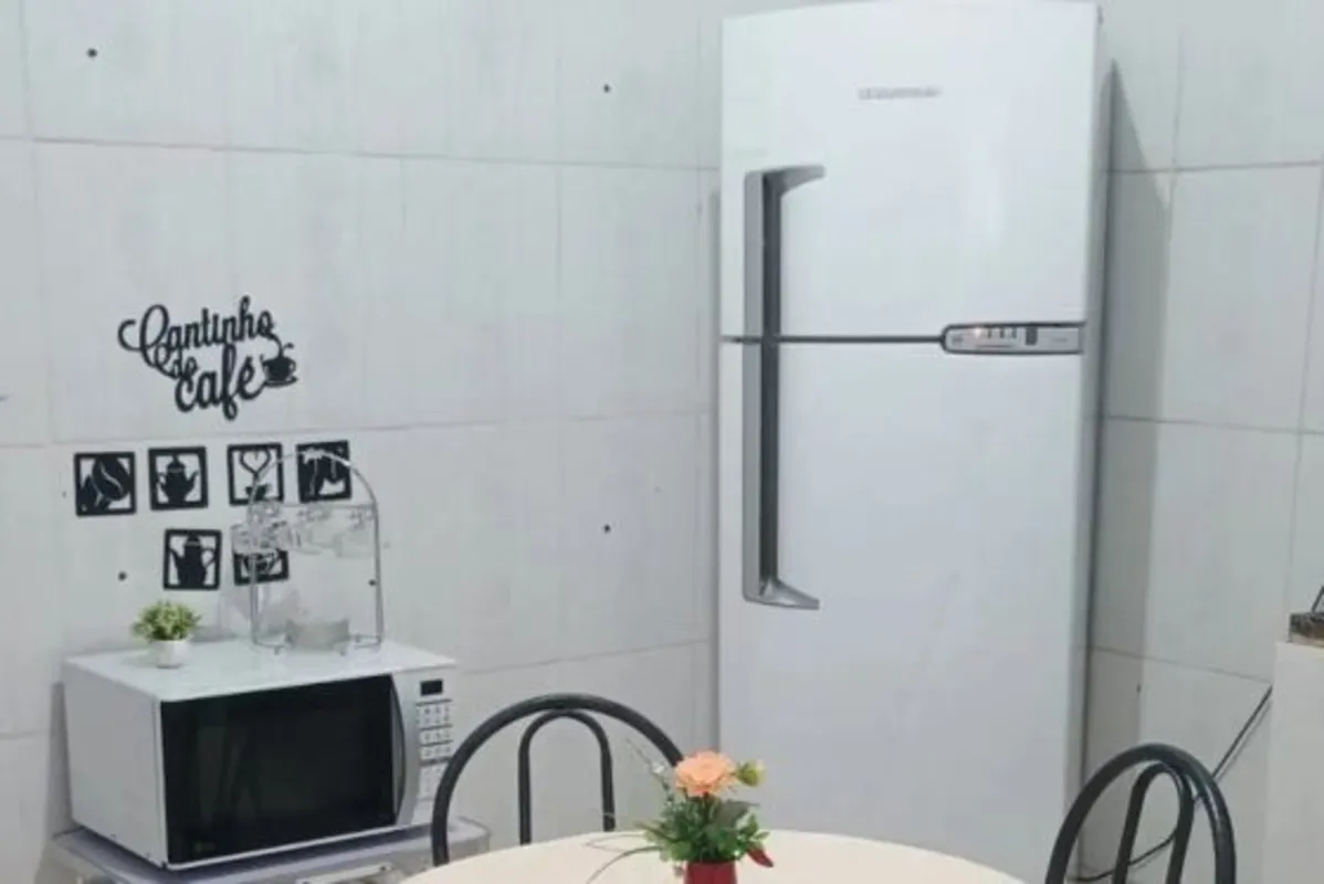 Descrição da casa:04 Quartos sendo 1 suíte;1 quarto;1 banheiro social;cozinha;sa...