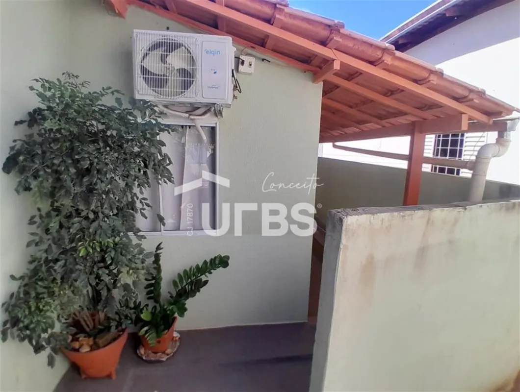 COD U-0033877 - Ampla Residência na Vila Viana, Goiânia: 4 Quartos, 2 Suítes e 3...