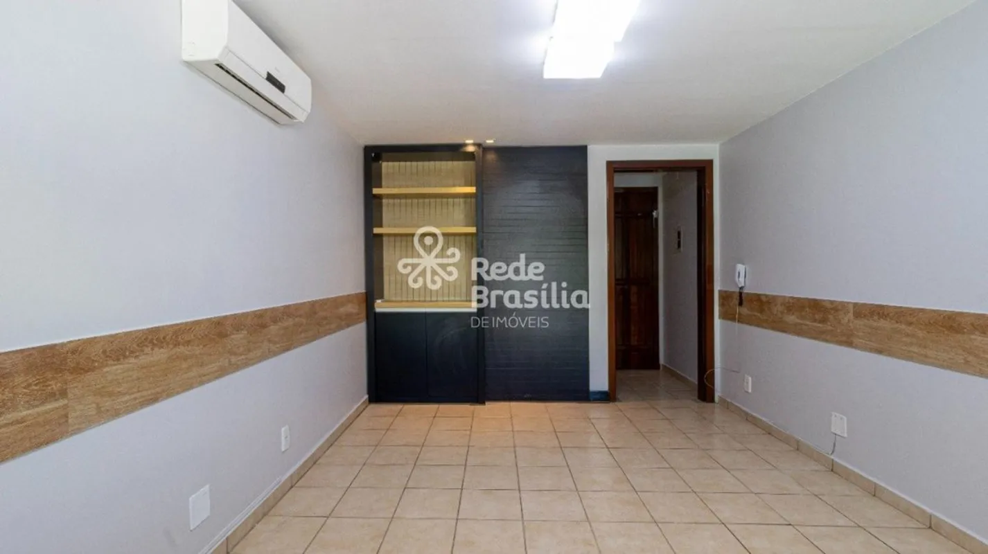 SCLN 413 - Ótima Kitnet / Sala Comercial na Asa Norte - Brasília / DFAlugue uma ...