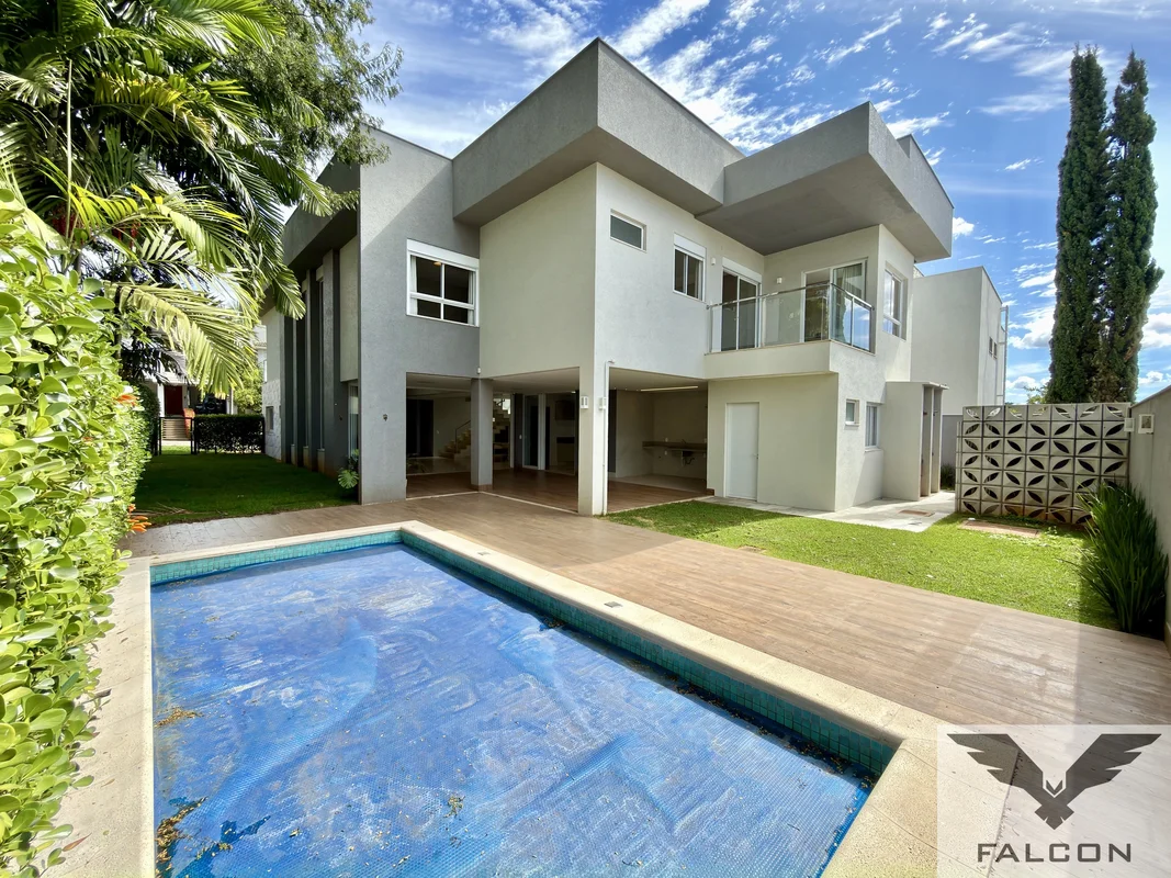 Sobrado no Jardins Verona363 m² construída em um lote de 540 m²No pavimento supe...