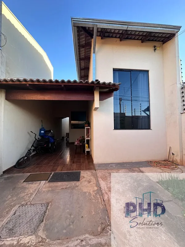 Casa a VENDA no Residencial Buritis.??Valor:? 3Q, sendo uma suíte.1 banheiro soc...