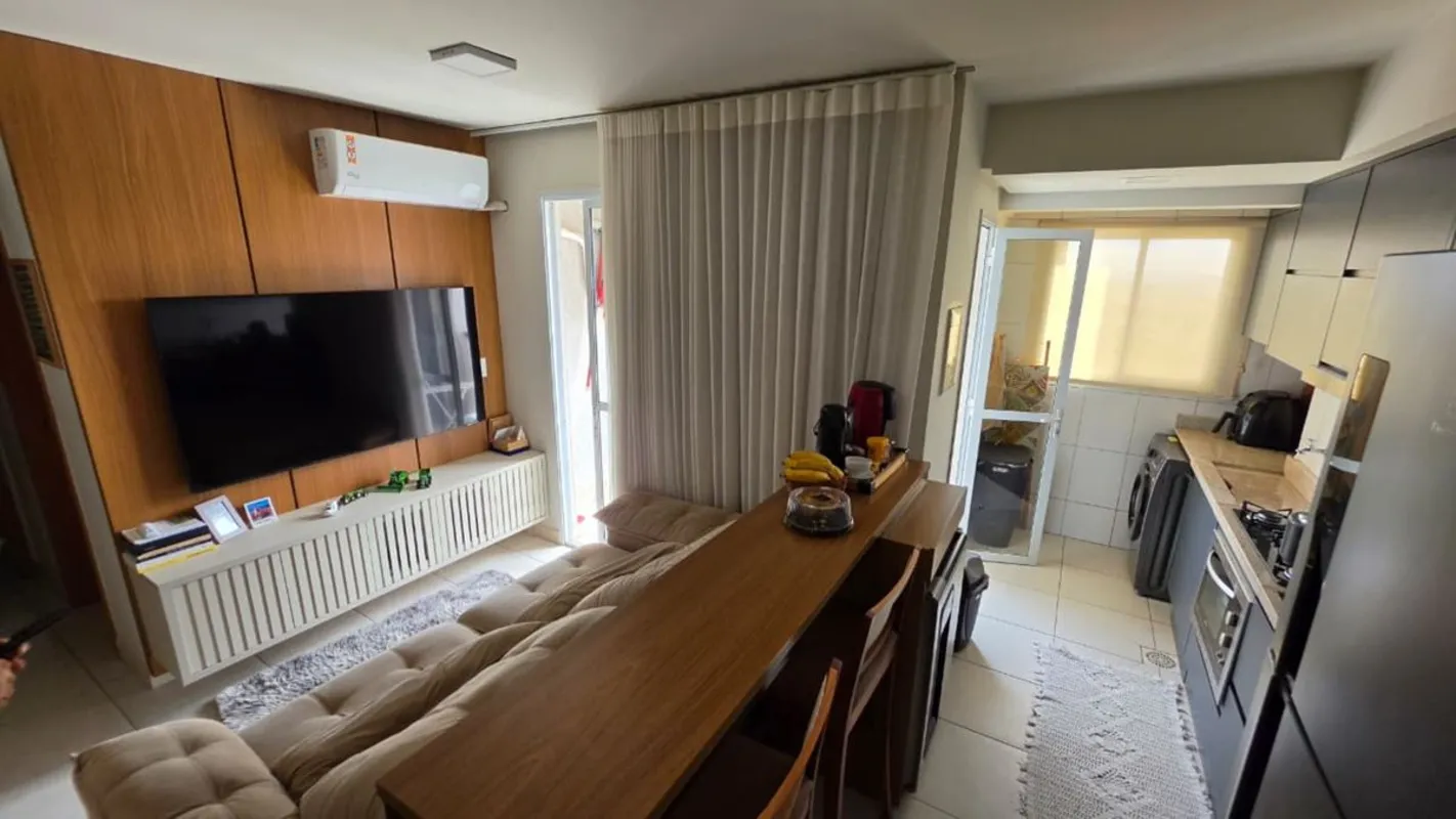 More a poucos metros do Parque Cascavel !!Excelente apartamento pronto para mora...