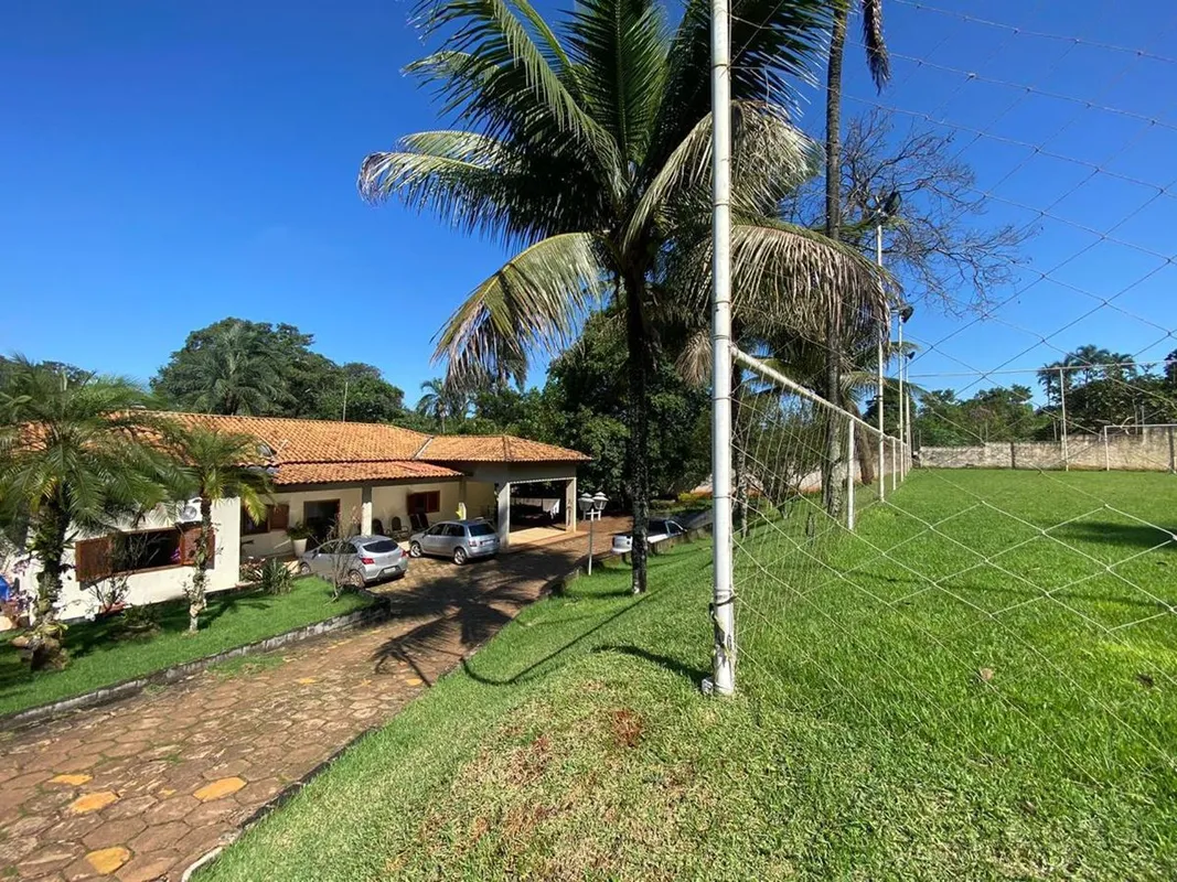 Localizada no Setor Recreio São Joaquim, dentro de Goiânia, atrás do Hugol e a a...