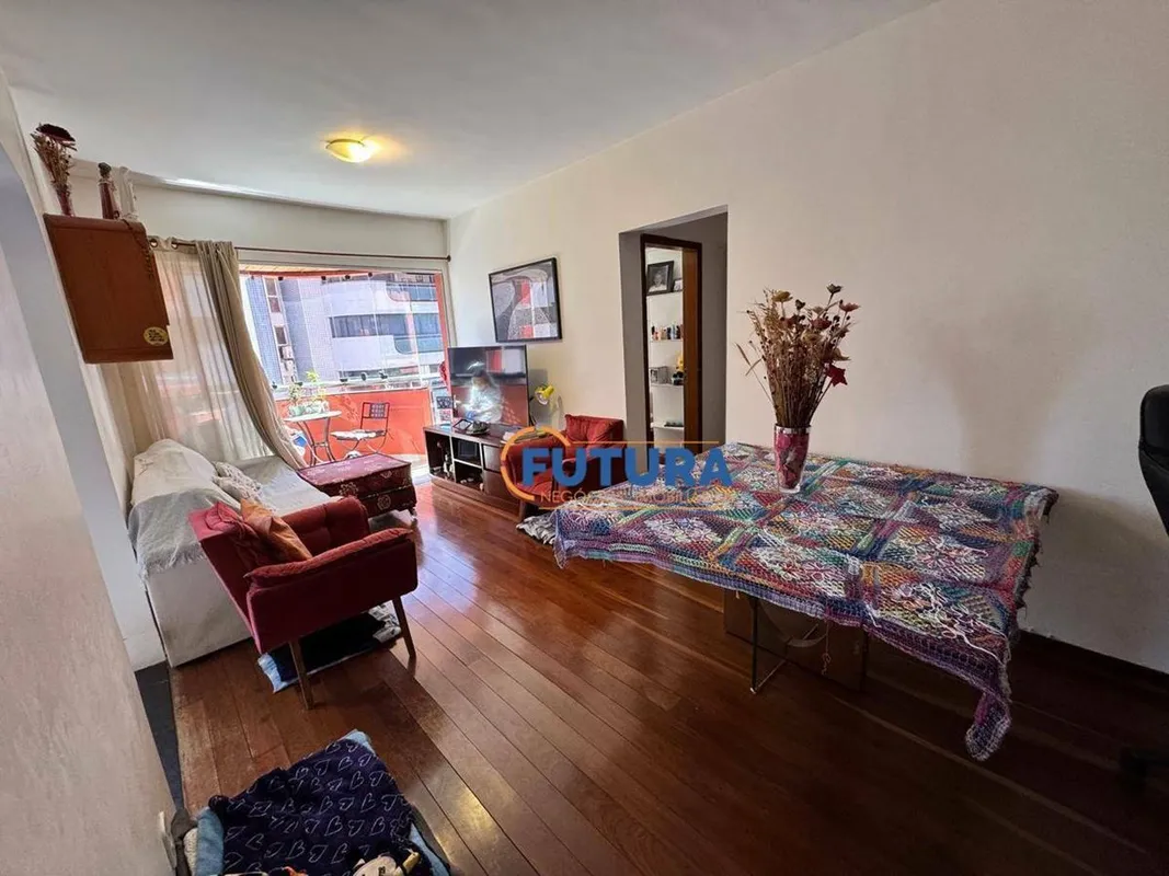 A FUTURA NEGÓCIOS IMOBILIÁRIOS disponibiliza para VENDA:Excelente apartamento na...