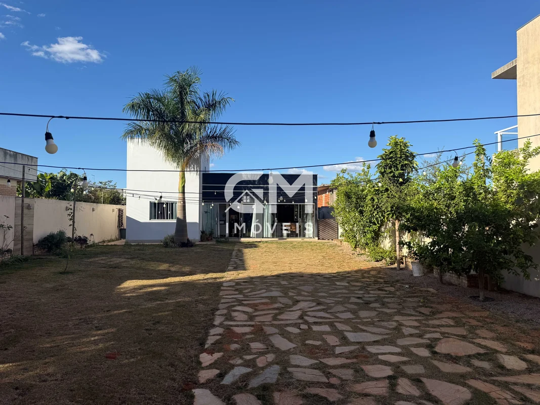 GM IMÓVEIS VENDE CASA NO CONDOMINIO ALTO DA BOA VISTA * DISTRIBUIÇÃO DO IMÓVEL**...