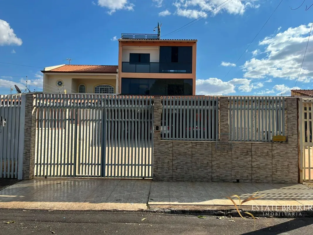 Excelente oportunidade para quem busca espaço, conforto e versatilidade!Localiza...