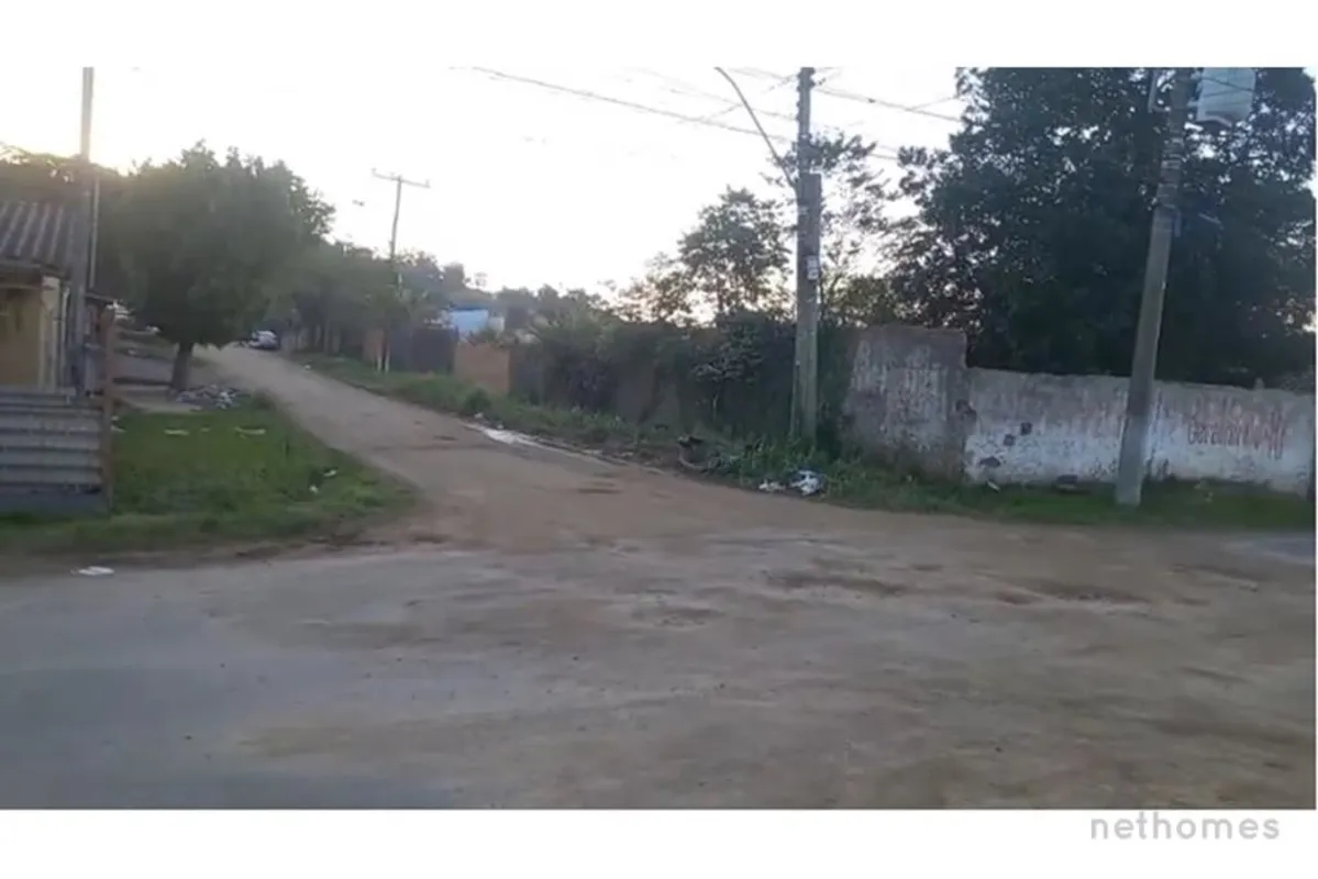 Terreno com excelente tamanho com 360 m² (10x36) no bairro Santo Isabel, um luga...