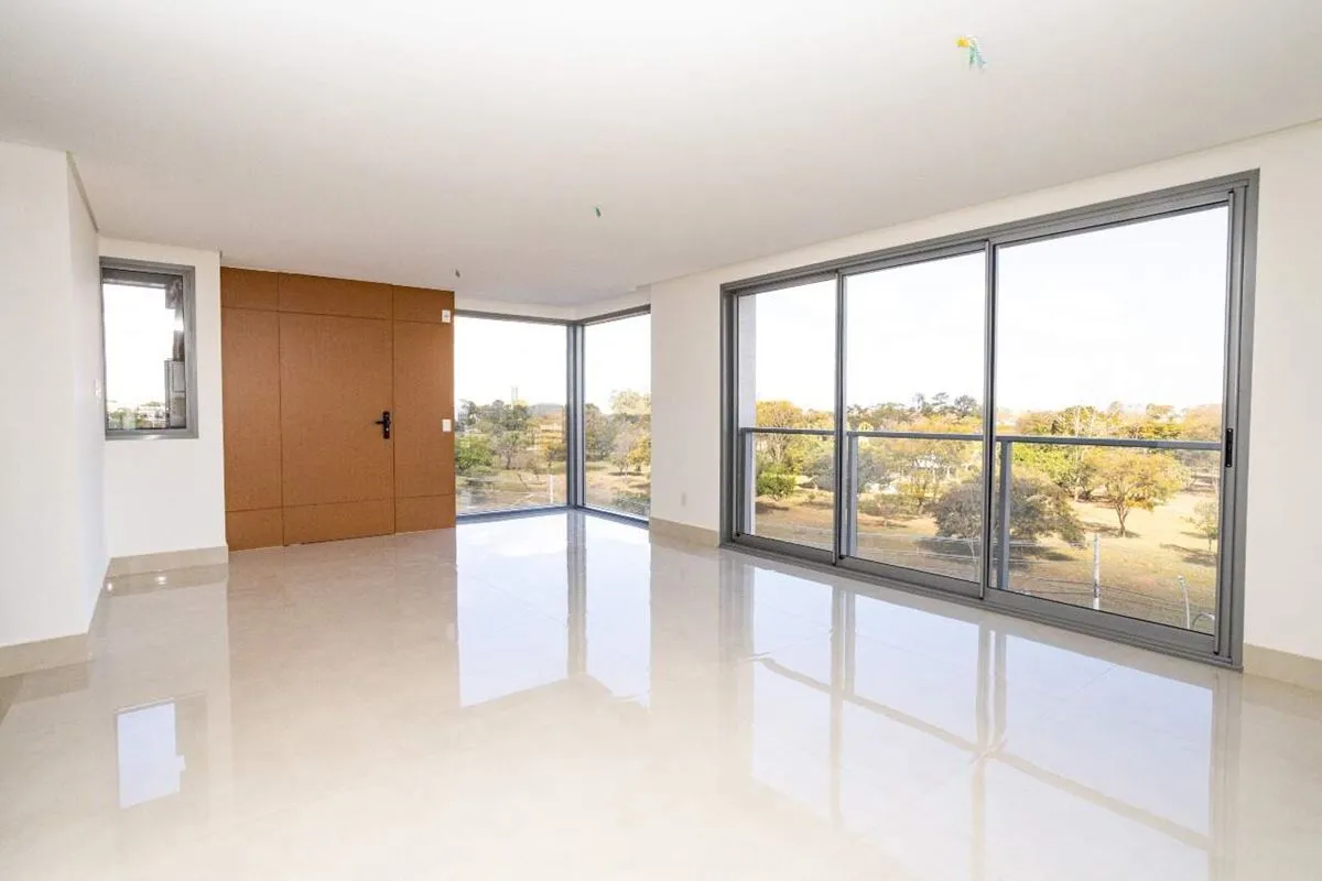 Apartamento de Alto Padrão com 3 Suítes, Lavabo e Varanda - Parque Planalto | Qu...