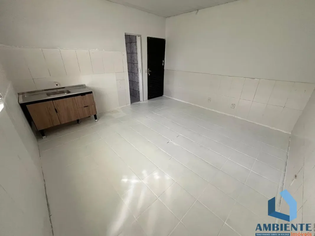 Alugo kit Studio ideal para pessoas solteiras que procura ambiente tranquilo!Uni...