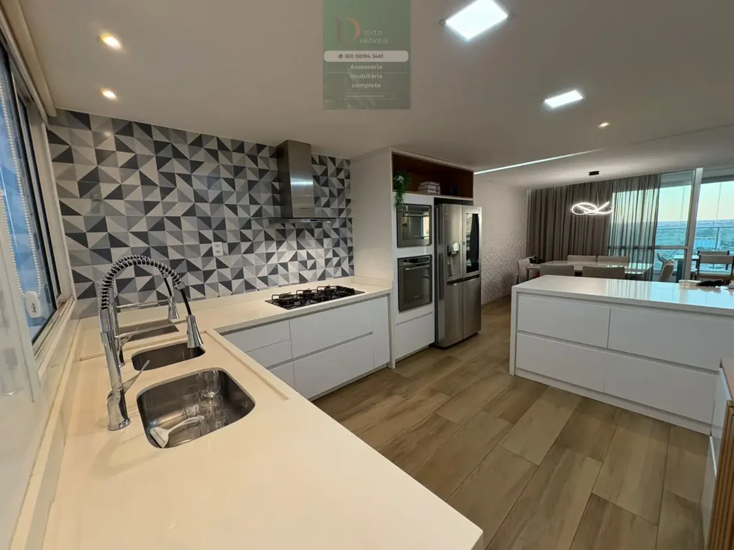 Descrição do ImóvelPenínsula Lazer | 180m² | 4 quartos | 2 suítes + 2 semissuíte...