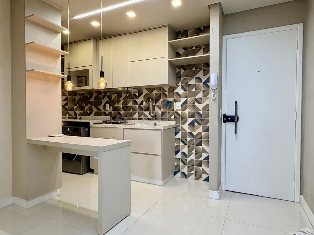 SHIN CA 2 Ed. Maison do LagoExcelente apartamento, inteiramente reformado, com 4...