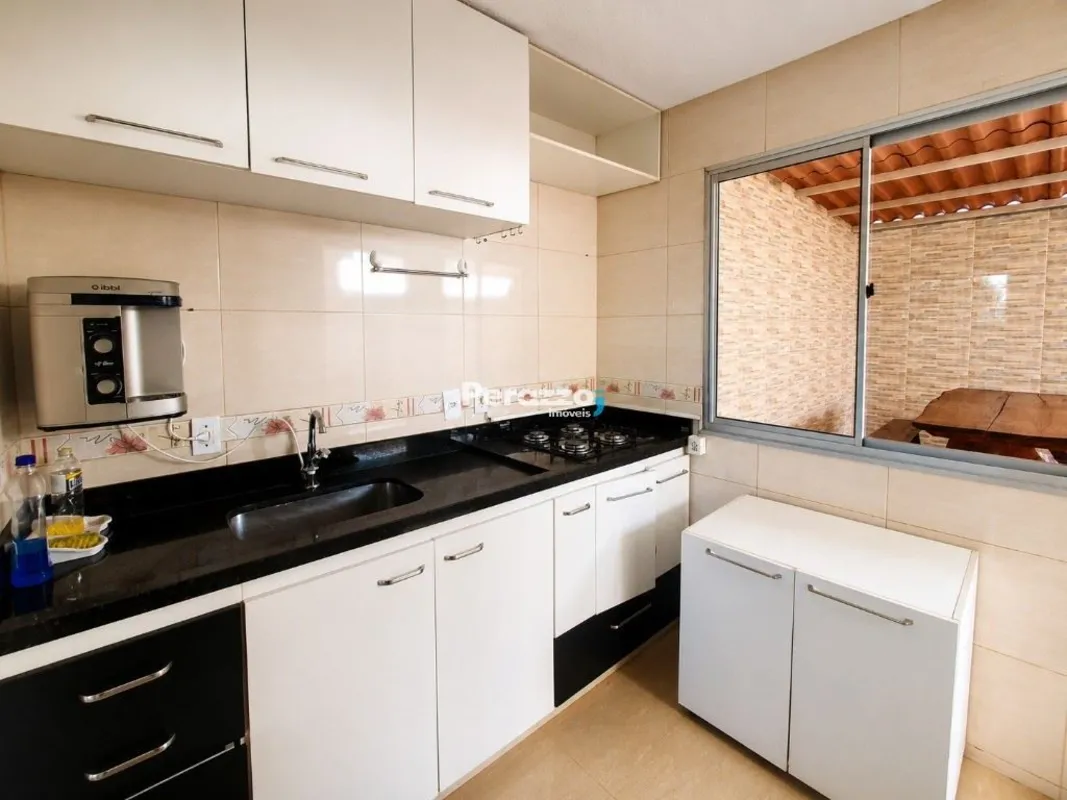Tudo o que Você Precisa para Viver Bem: Casa com 3 Quartos sendo uma Suíte, Área...