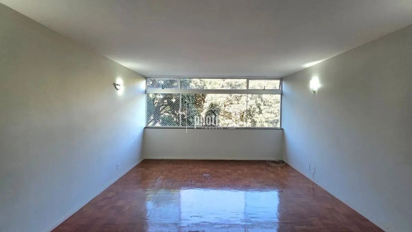 SQS 211 - Excelente oportunidade para morar em uma das quadras mais valorizadas ...