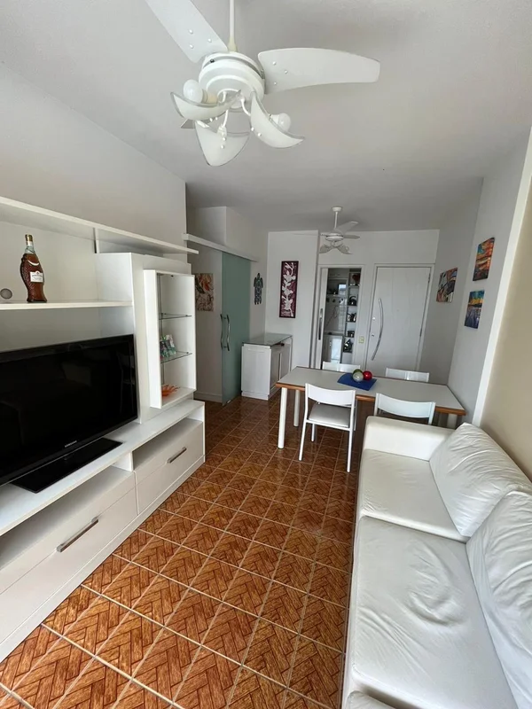 Parque das Rosas – Barra da Tijuca!Apartamento Mobiliado!More em um dos condomín...